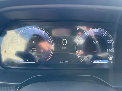 Used 2025 Jeep Grand Cherokee Altitude image 16