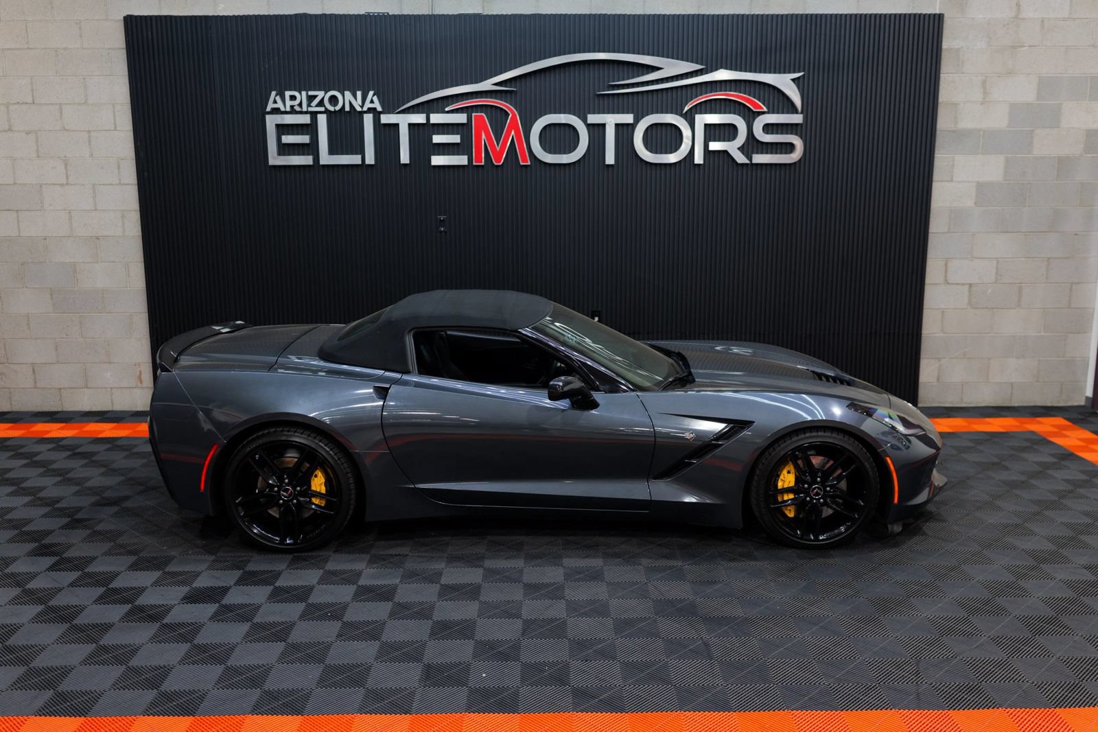Used 2014 Chevrolet Corvette Stingray Convertible w/ 3LT Preferred Equipment Group RWD image 19