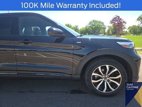 Used 2022 Ford Explorer ST-Line w/ Class IV Trailer Tow Package AWD/4WD image 6