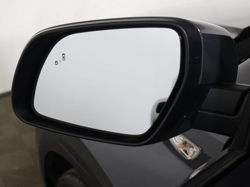 Certified 2026 Hyundai Venue SEL FWD image 29