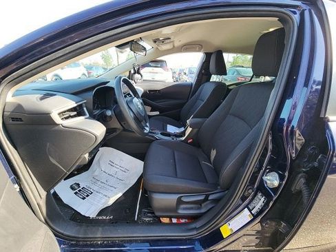 Used 2024 Toyota Corolla LE w/ LE Convenience Package image 17