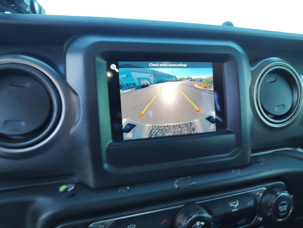 Used 2021 Jeep Gladiator Sport AWD/4WD image 12