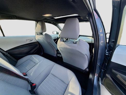 Used 2025 Toyota Corolla SE w/ SE Premium Package FWD image 28