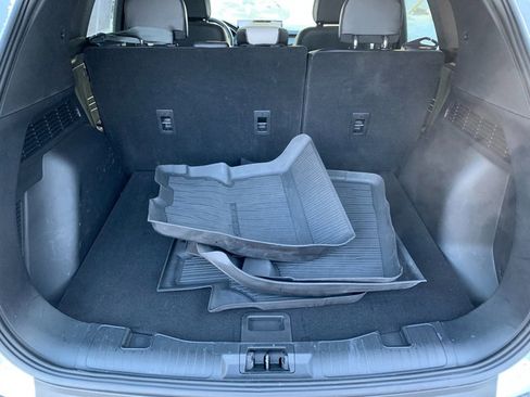 Used 2025 Ford Escape Platinum w/ Premium Technology Package image 6