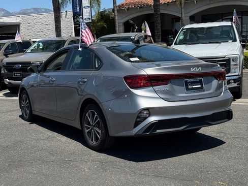 Used 2024 Kia Forte LXS FWD image 6