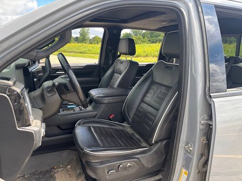 Used 2024 GMC Sierra 2500 AT4X AWD/4WD image 20