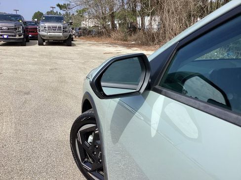 Used 2025 Kia K4 EX image 18