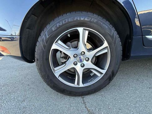 Used 2015 Volvo XC60 T6 Platinum image 33