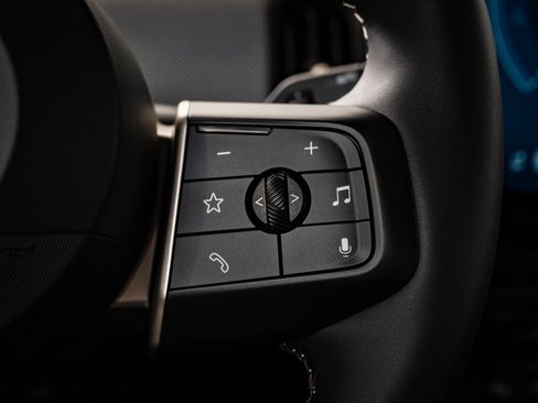 Certified 2025 MINI Cooper S image 28