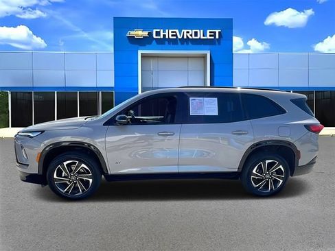Used 2026 Buick Enclave Sport Touring FWD image 6