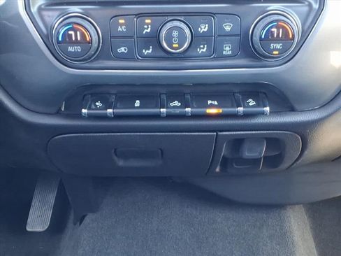 Used 2017 Chevrolet Silverado 1500 LT w/ Texas Edition image 22