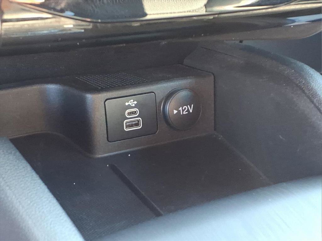 Used 2024 Ford Escape ST-Line w/ Tech Pack #1 AWD/4WD image 9