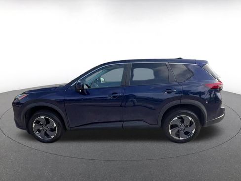 Used 2025 Nissan Rogue SV FWD image 9