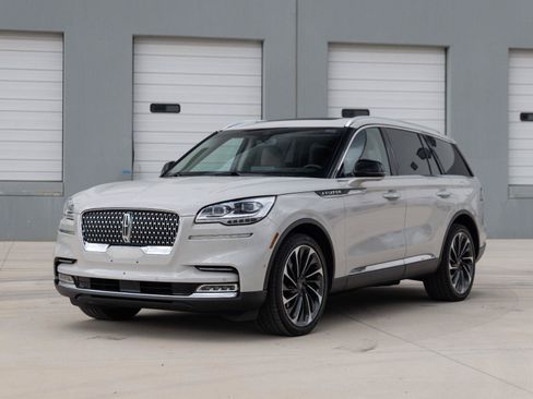 Used 2021 Lincoln Aviator Reserve w/ Equipment Group 202A AWD/4WD image 5