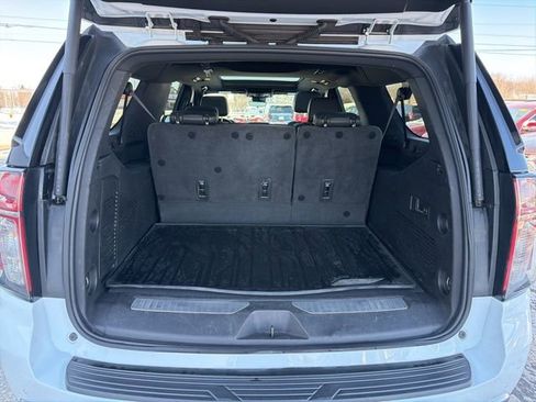 Used 2023 Chevrolet Suburban High Country image 30