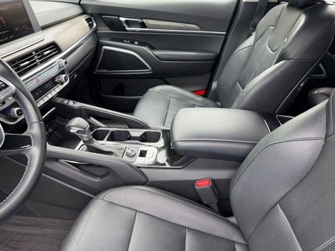 Used 2022 Kia Telluride EX FWD image 12