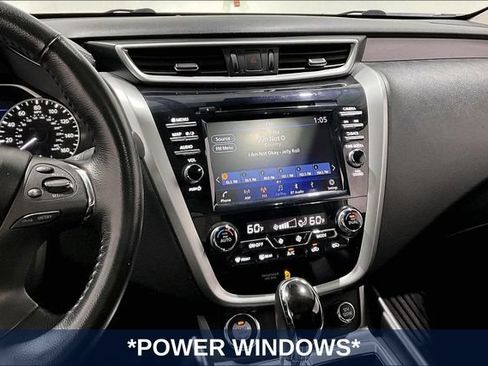 Used 2022 Nissan Murano SV AWD/4WD image 12