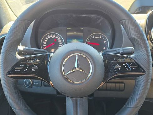 Used 2025 Mercedes-Benz Sprinter 2500 image 29