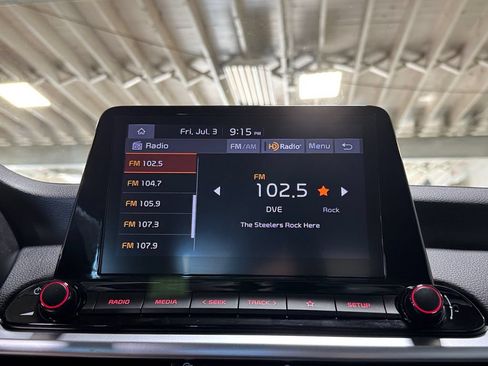 Certified 2022 Kia Forte LXS FWD image 17