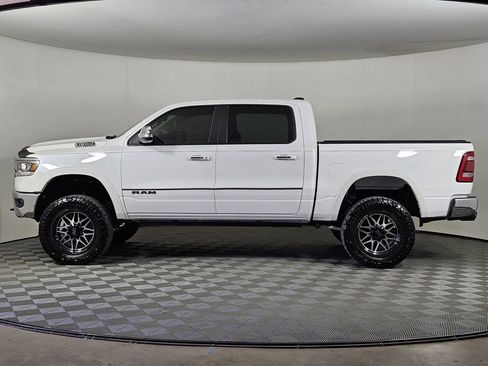 Used 2020 RAM 1500 Laramie AWD/4WD image 3