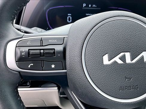 Used 2025 Kia Sportage EX w/ Premium Package FWD image 26