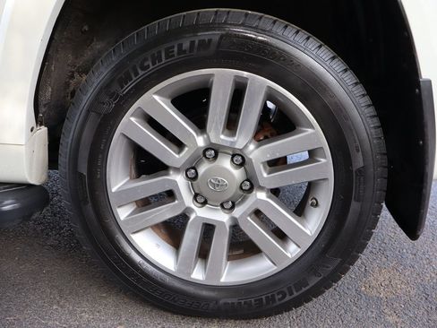 Used 2011 Toyota 4Runner Limited AWD/4WD image 44