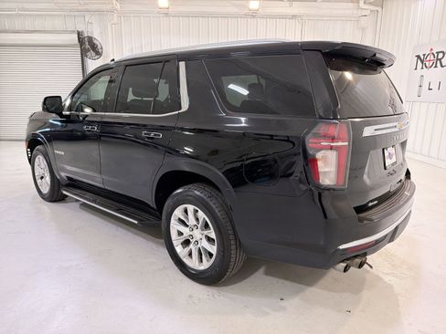 Used 2021 Chevrolet Tahoe Premier w/ Premium Package image 27