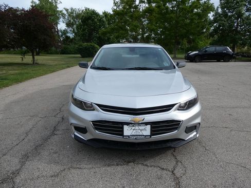Used 2017 Chevrolet Malibu LS FWD image 2