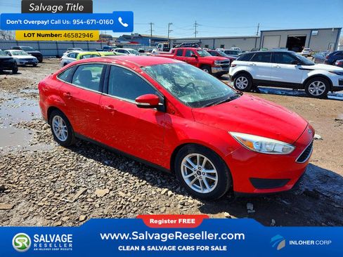 Used 2016 Ford Focus SE w/ SE Cold Weather Package FWD image 5