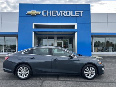 Certified 2021 Chevrolet Malibu LT FWD image 1
