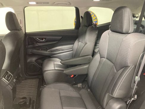 Used 2025 Subaru Ascent Premium AWD/4WD image 17