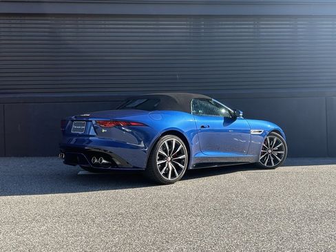 Used 2021 Jaguar F-TYPE R image 10