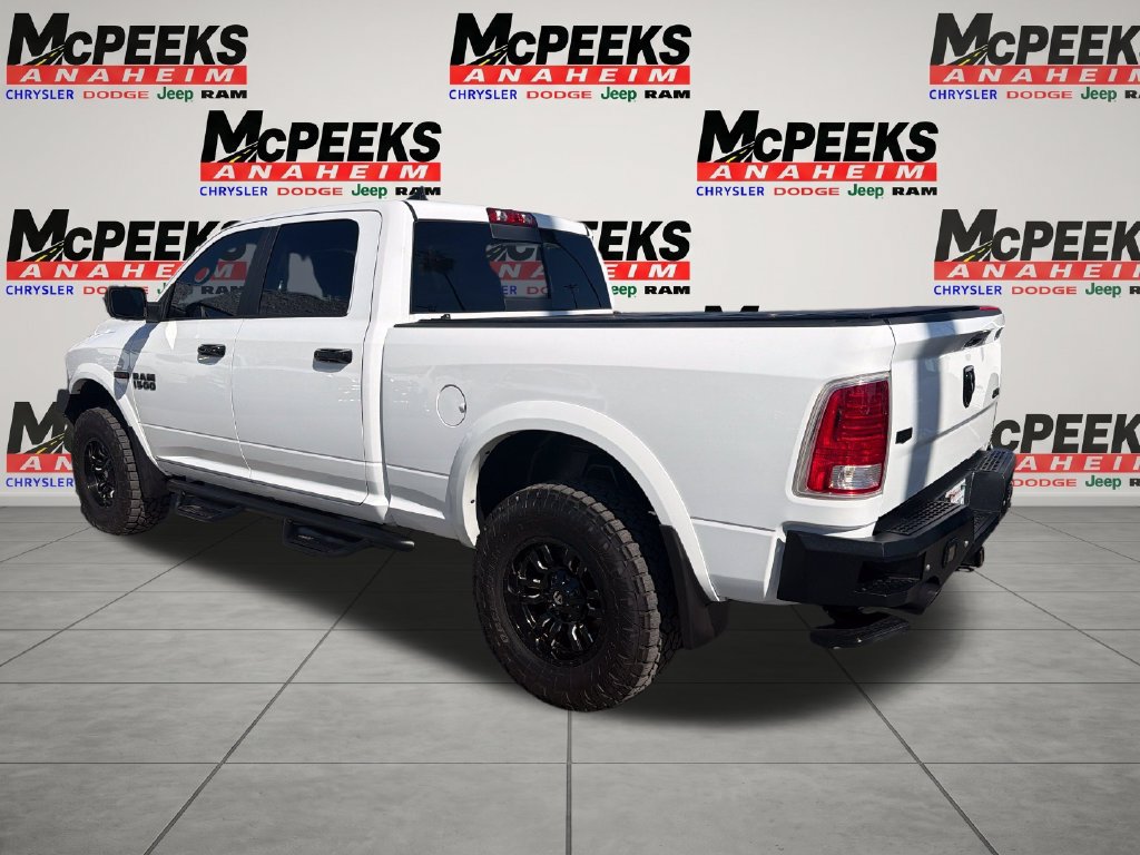 Used 2018 RAM 1500 Laramie w/ Convenience Group AWD/4WD image 3