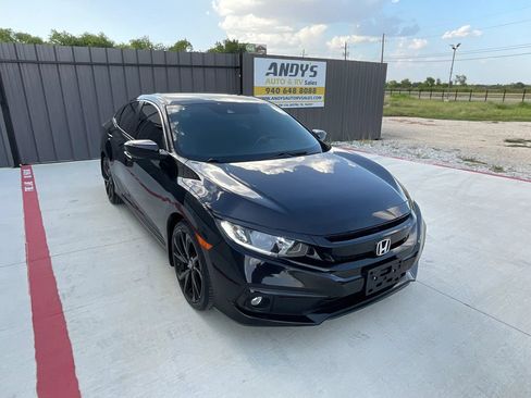 Used 2019 Honda Civic Sport image 3