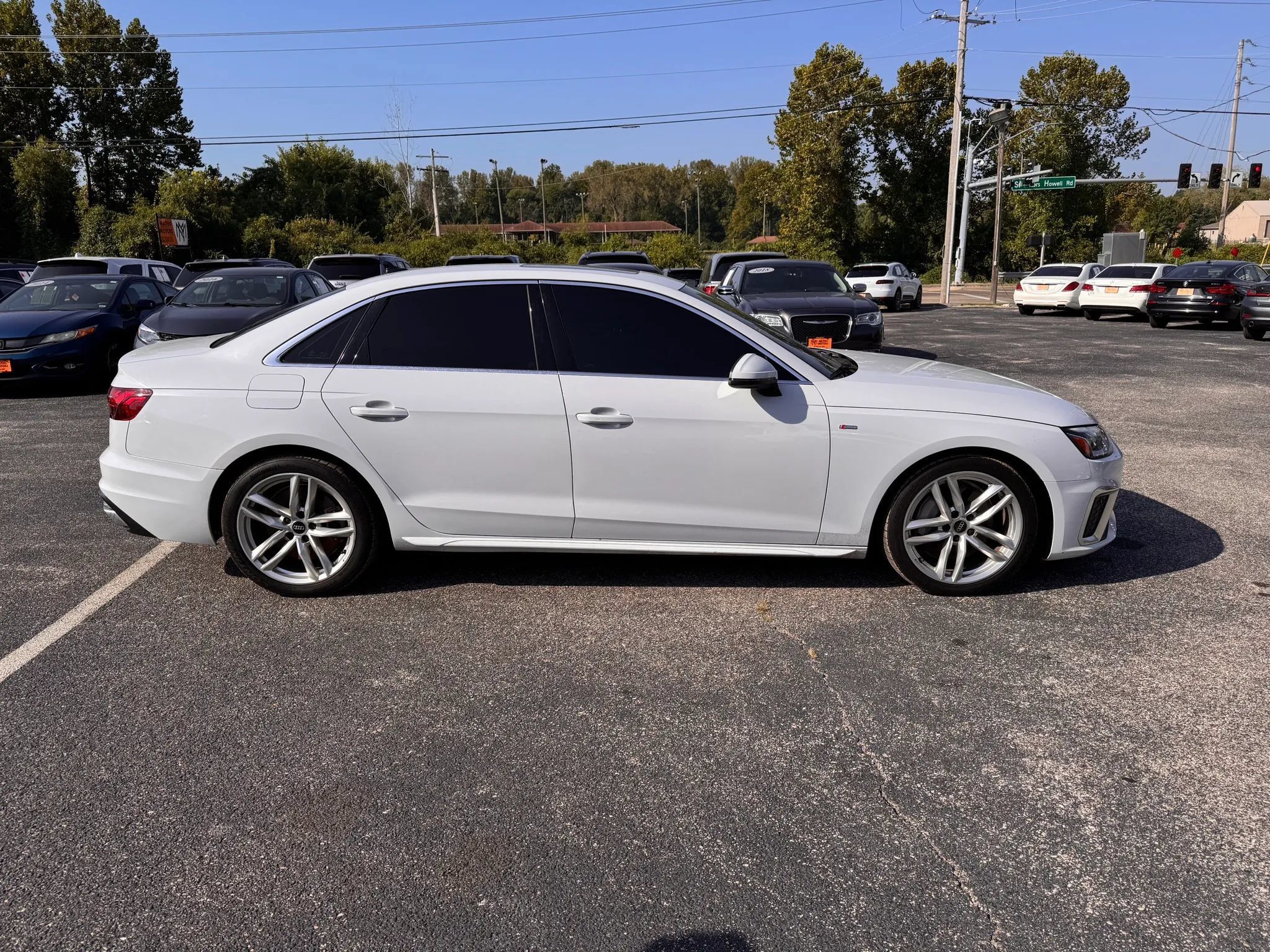 Used 2022 Audi A4 2.0T Premium Plus AWD/4WD image 6