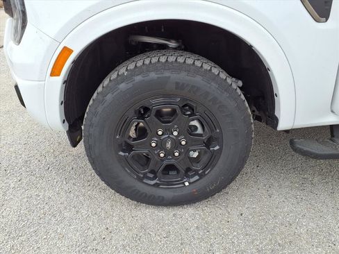 New 2025 Ford Ranger Lariat w/ FX4 Off-Road Package image 22