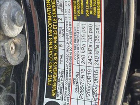Used 2015 Nissan Frontier SV w/ SV Value Truck Package AWD/4WD image 22