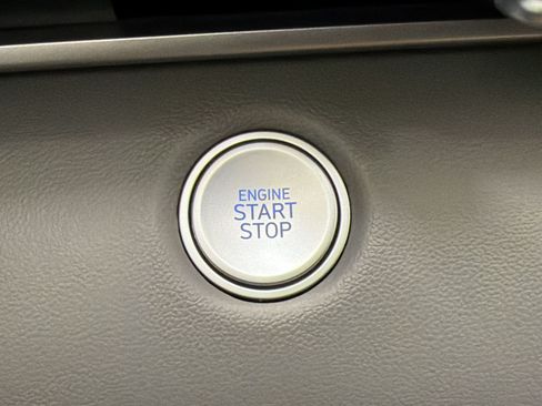 Used 2026 Hyundai Elantra Sport FWD image 16