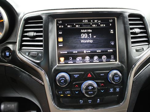 Used 2015 Jeep Grand Cherokee Limited AWD/4WD image 14