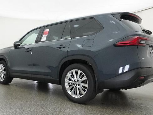 New 2026 Toyota Grand Highlander AWD image 21