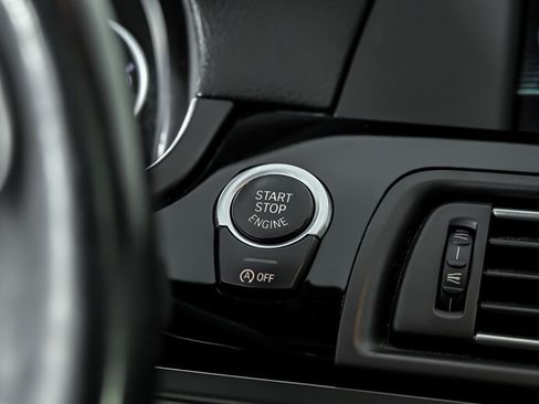 Used 2013 BMW M5 RWD image 26