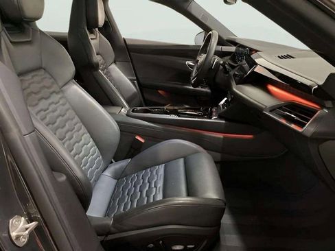 Used 2023 Audi e-tron GT Premium Plus w/ Performance Package image 71