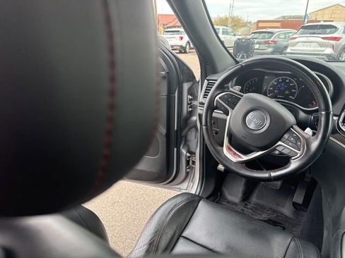 Used 2019 Jeep Grand Cherokee Trailhawk w/ Trailhawk Luxury Group image 19