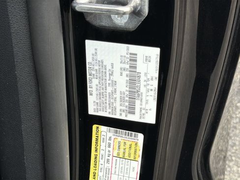 Used 2020 Ford Mustang Shelby GT500 w/ Technology Package image 9