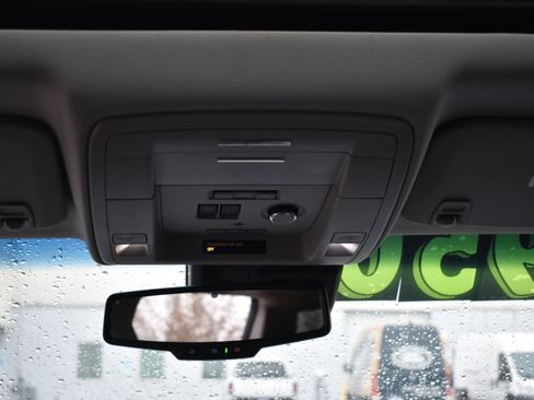 Used 2019 GMC Yukon XL SLT w/ Open Road Package image 31