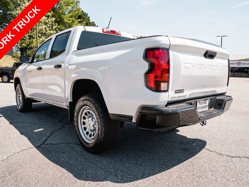 Used 2023 Chevrolet Colorado W/T RWD image 5