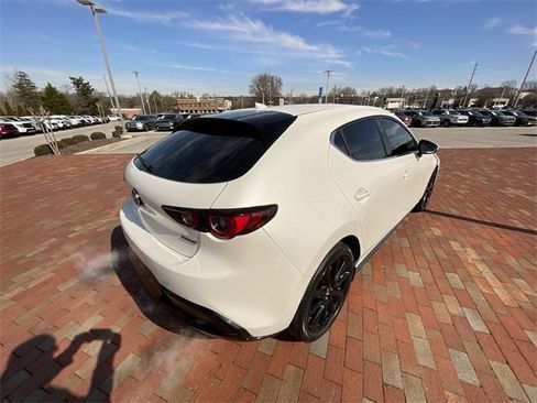 Used 2022 MAZDA MAZDA3 s image 35