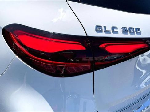 Certified 2024 Mercedes-Benz GLC 300 4MATIC image 25
