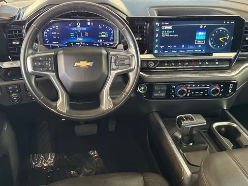 Used 2023 Chevrolet Silverado 1500 LTZ w/ LTZ Premium Package AWD/4WD image 28