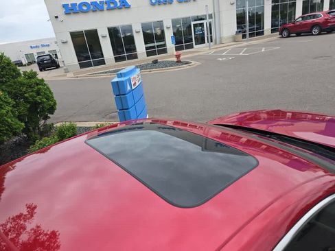 Used 2023 Honda Accord EX image 4